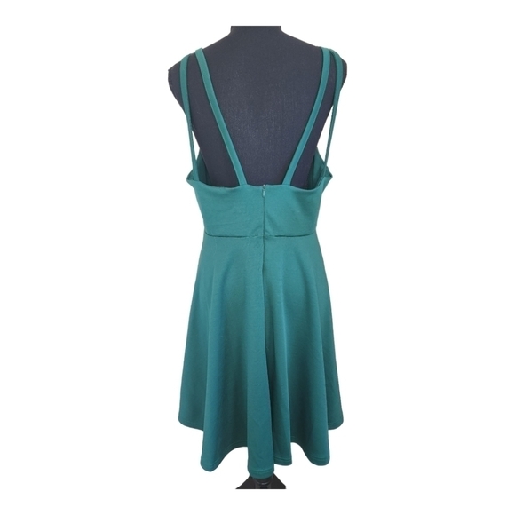 SHEIN double strap sundress fit & flare forest green size OX - Picture 2 of 5